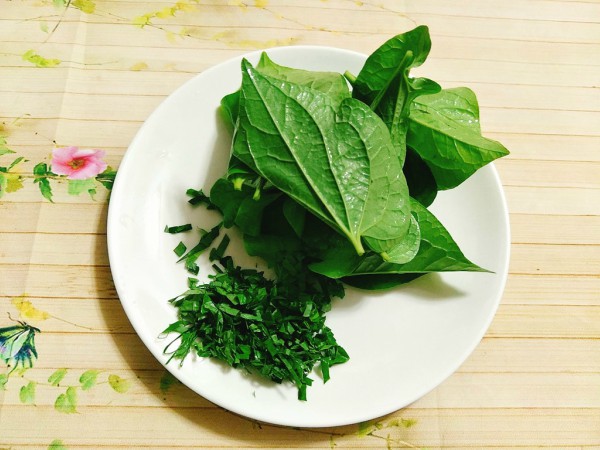 Loại lá có thể kết hợp với nhiều món ăn và trị bệnh hiệu quả.